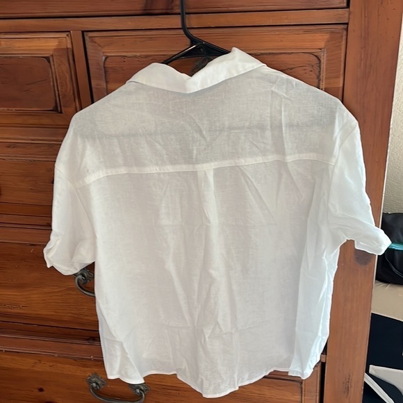 NWOT White Linen Short Sleeve Double Pocketed Collared Top, Size Small. - Picture 4 of 6